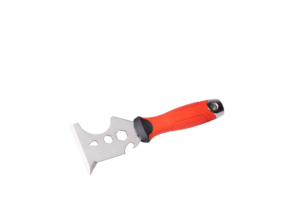 Un outil multifonction conçu pour gratter et couper. Il dispose d'une lame en acier inoxydable avec différentes formes découpées, permettant diverses fonctionnalités. Le manche est de couleur orange vif avec des prises texturées pour une manipulation et un contrôle faciles. Cet outil est idéal pour les tâches nécessitant précision et polyvalence dans la manipulation des matériaux.